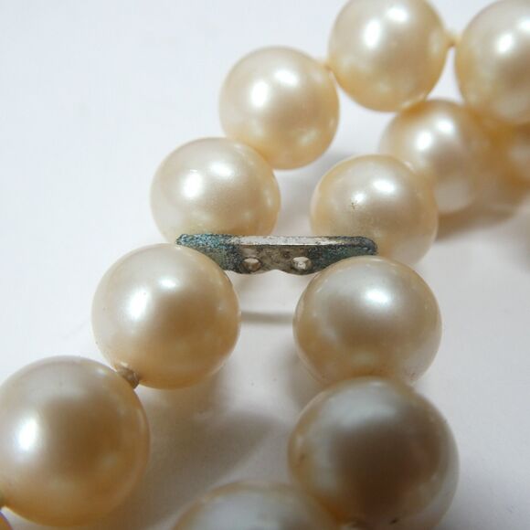 Sterling Silver Clasp Faux Pearl Bracelet Vintage 2 Strand Classic - Picture 7 of 7